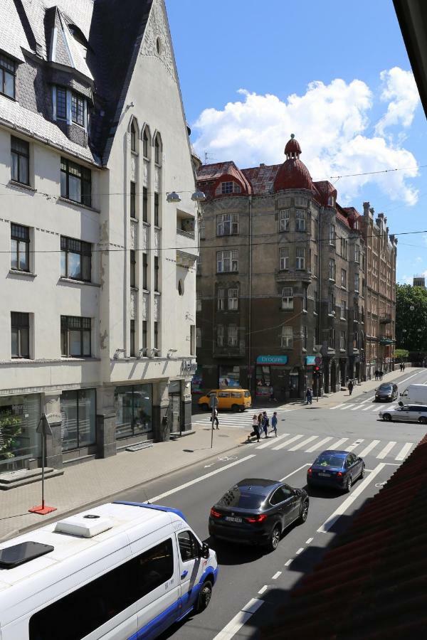 Dandelion Apartments Lacplesa Рига Екстер'єр фото